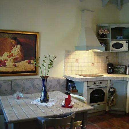 Il Suo Paradiso Dhavgáta